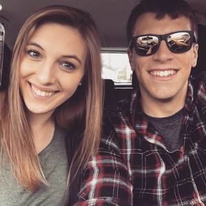 Meet your Posher, Alia